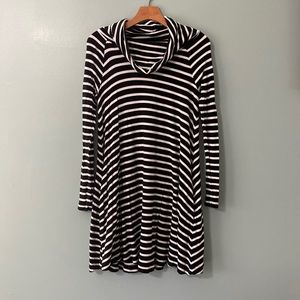 Lou and Grey signature soft striped dress size XS